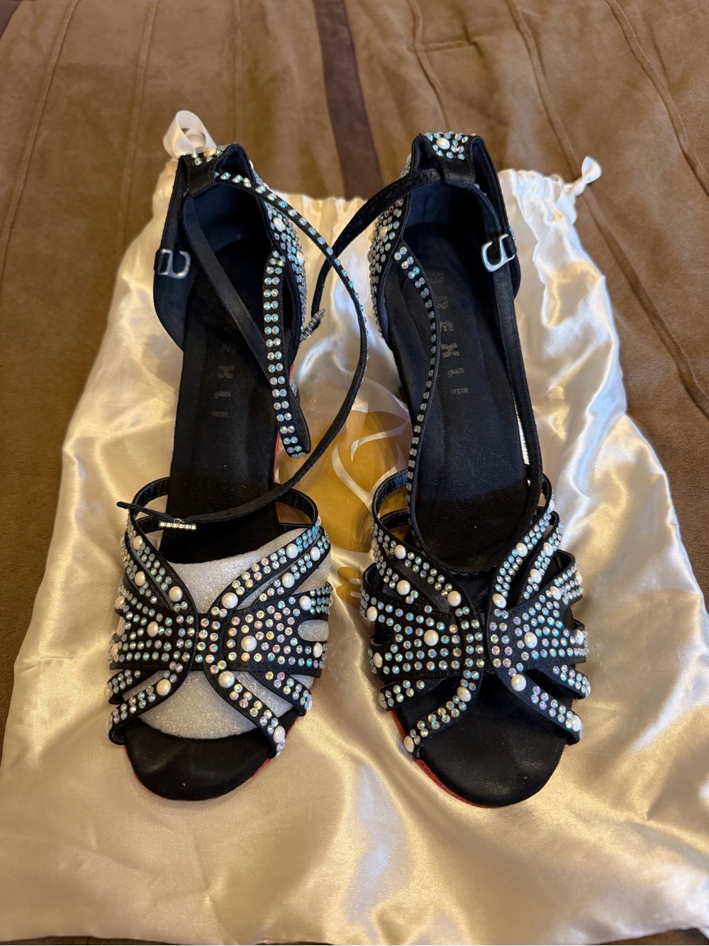 Braxli dancing shoes with cristals